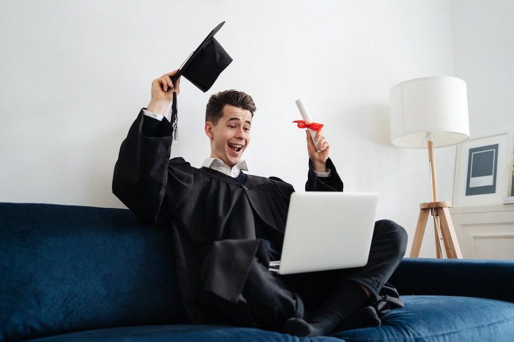 Décrocher son Diplôme Assistant De Vie aux Familles (ADVF) : un métier d'avenir